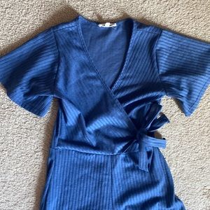 Flare leg jumpsuit size small